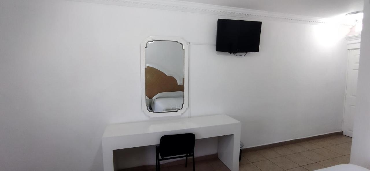 Hotel Casa Blanca Heroica Caborca Esterno foto