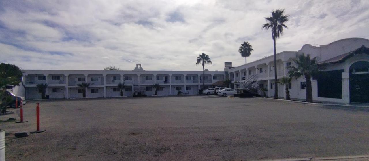 Hotel Casa Blanca Heroica Caborca Esterno foto
